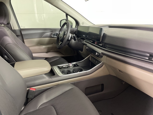 2026 Kia Carnival EX photo 14