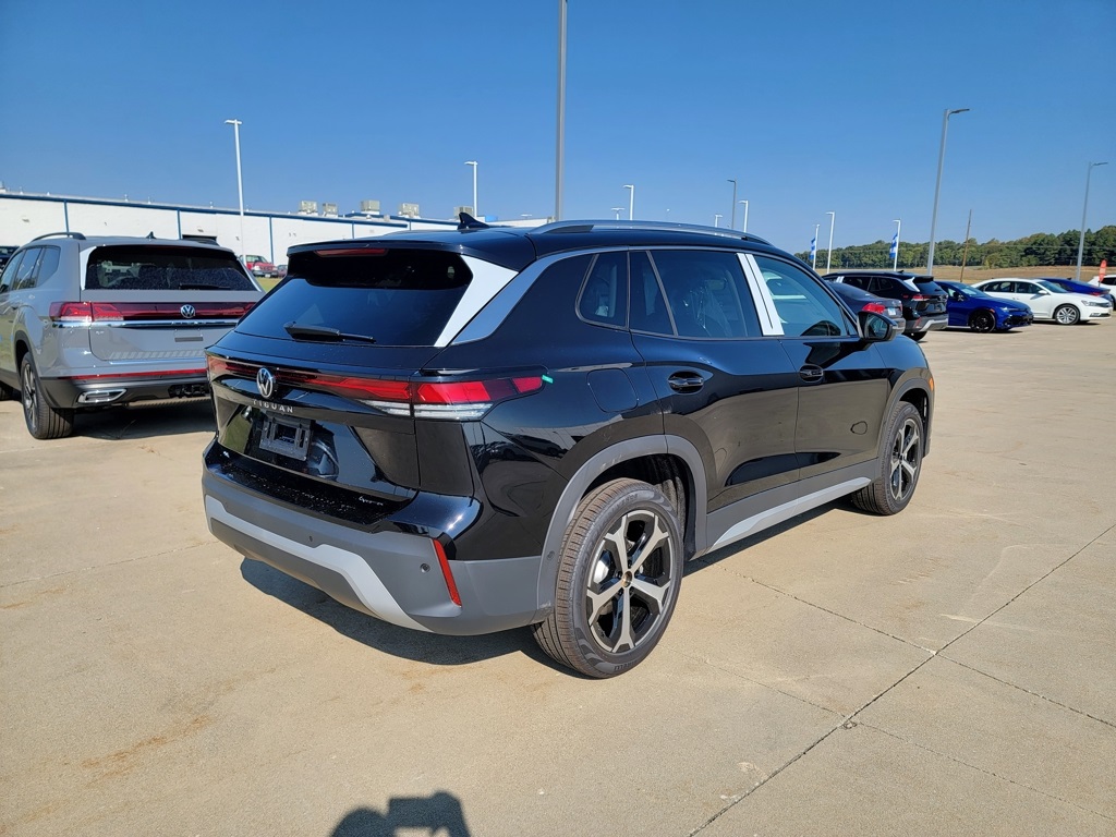 2025 Volkswagen Tiguan SE photo 3