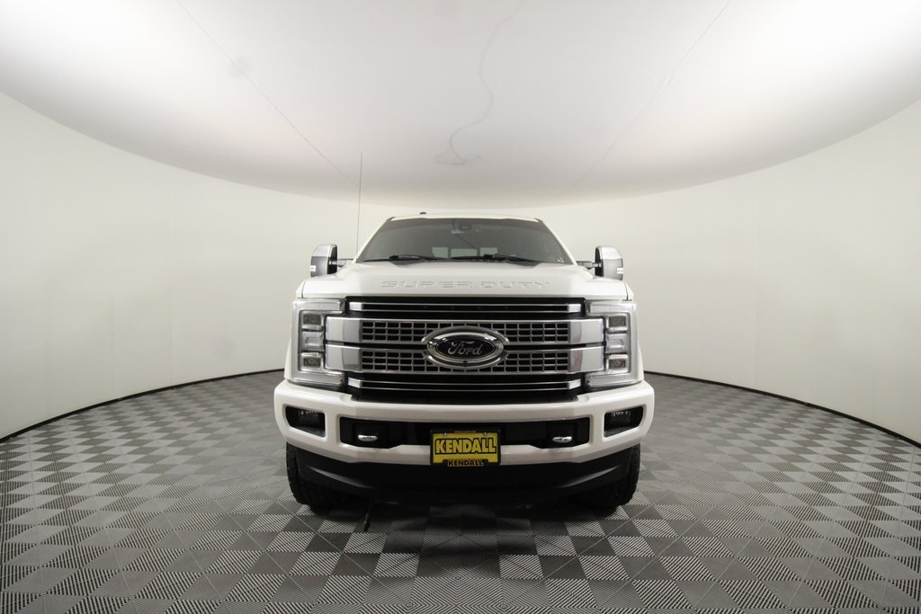 2017 Ford F-350 photo 4