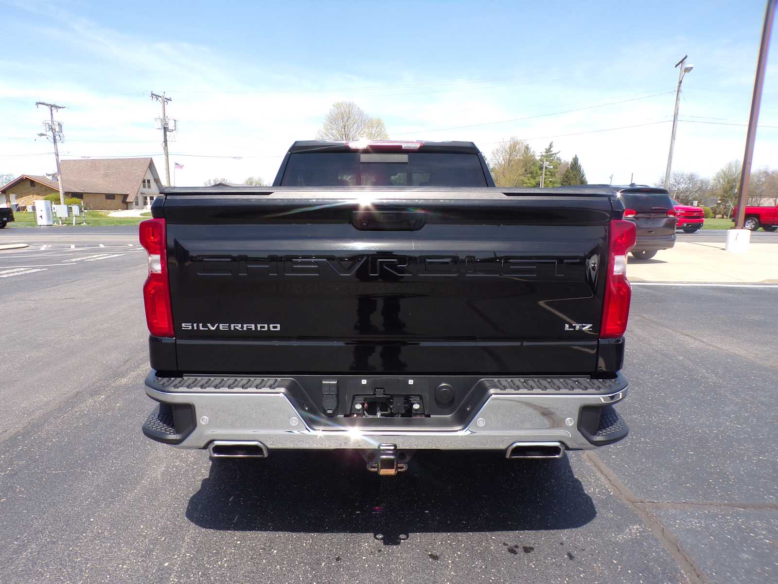 2023 Chevrolet Silverado 1500 LTZ photo 4