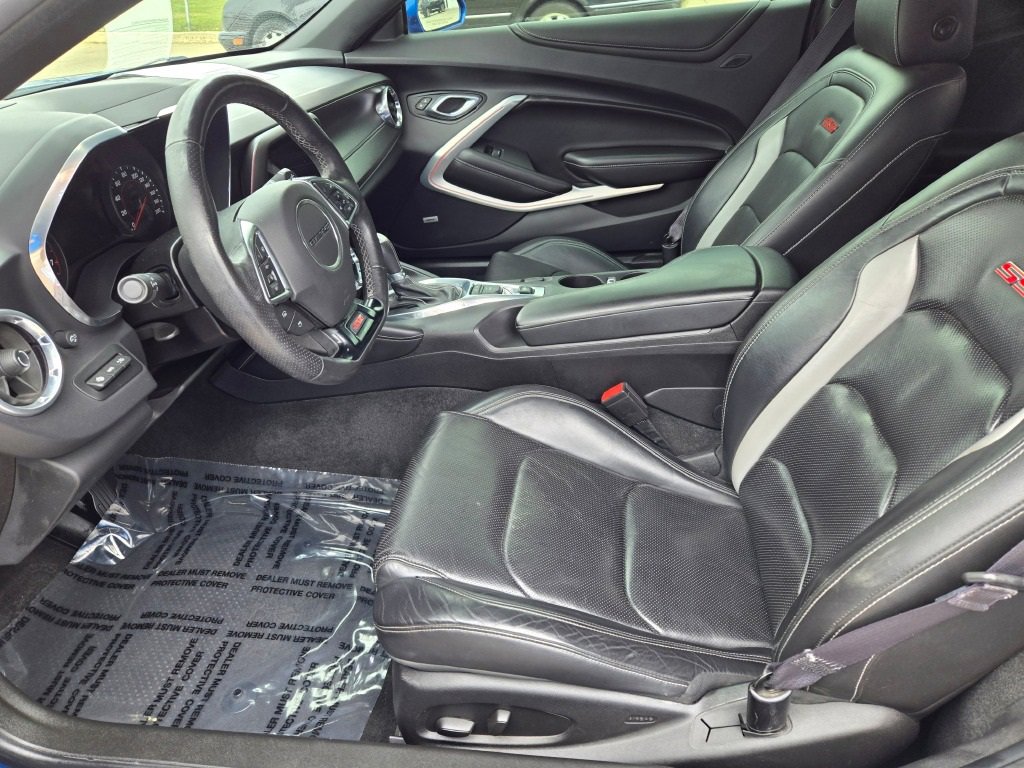 2016 Chevrolet Camaro 2SS photo 15