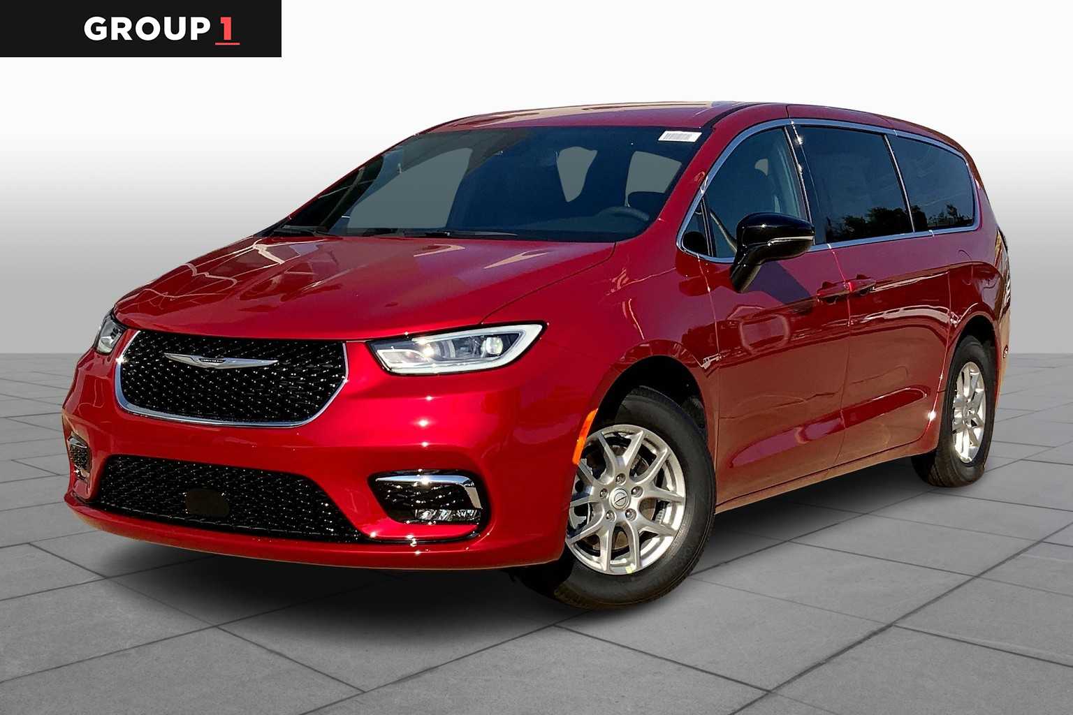 2025 Chrysler Pacifica photo 5