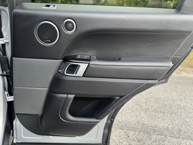 2022 Land Rover Range Rover Sport HSE Silver Edition photo 16