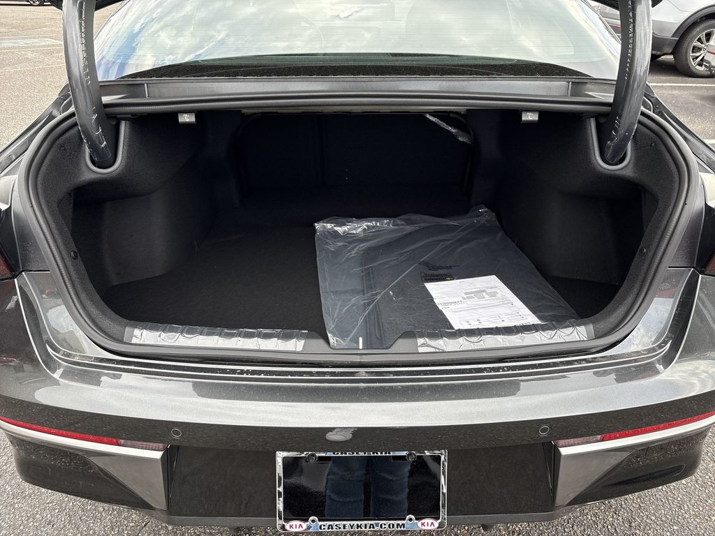2025 Kia K5 EX photo 30