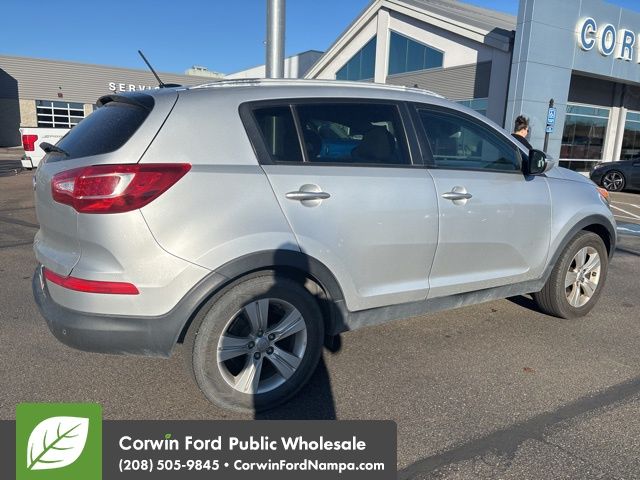 2011 Kia Sportage LX photo 3