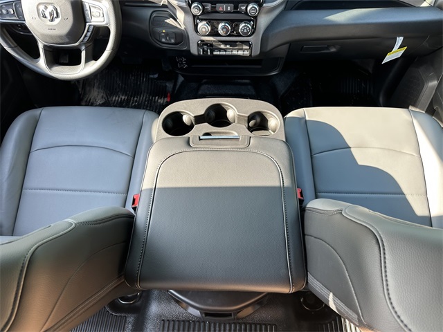 2026 Ram 3500 Tradesman photo 16