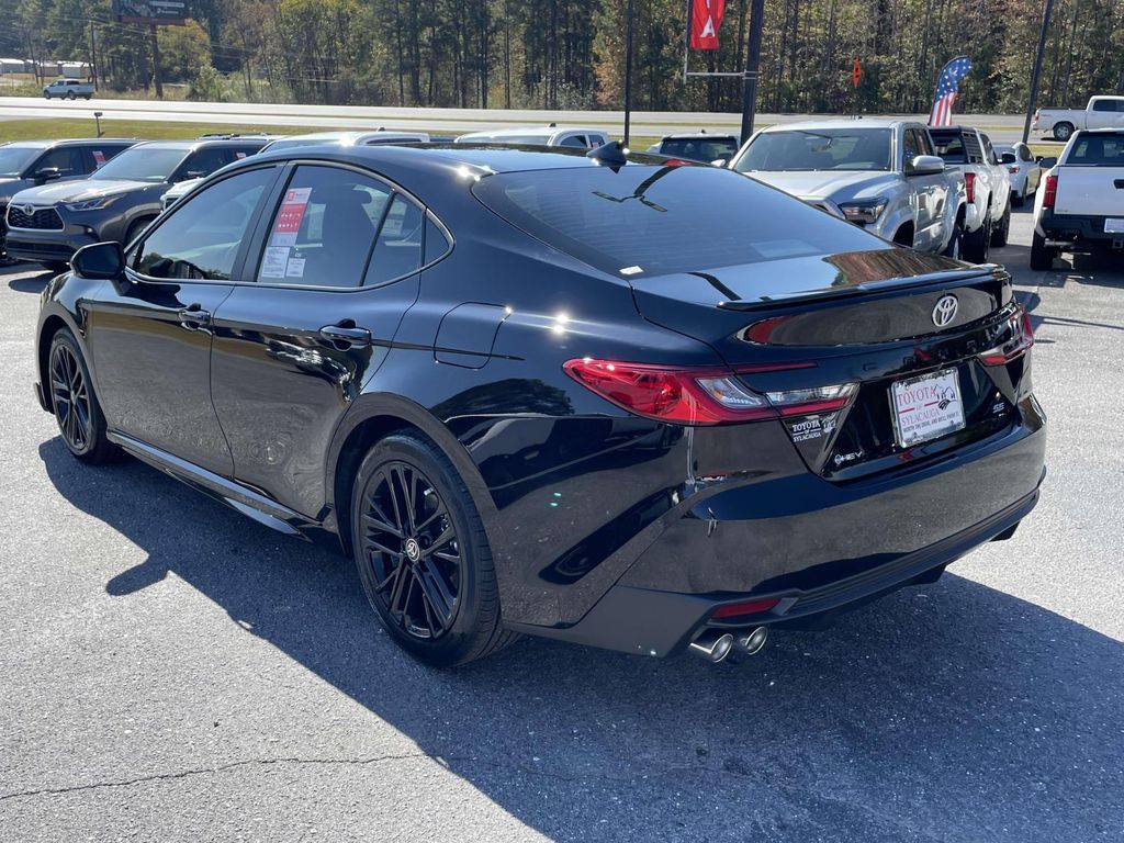 2026 Toyota Camry SE photo 3