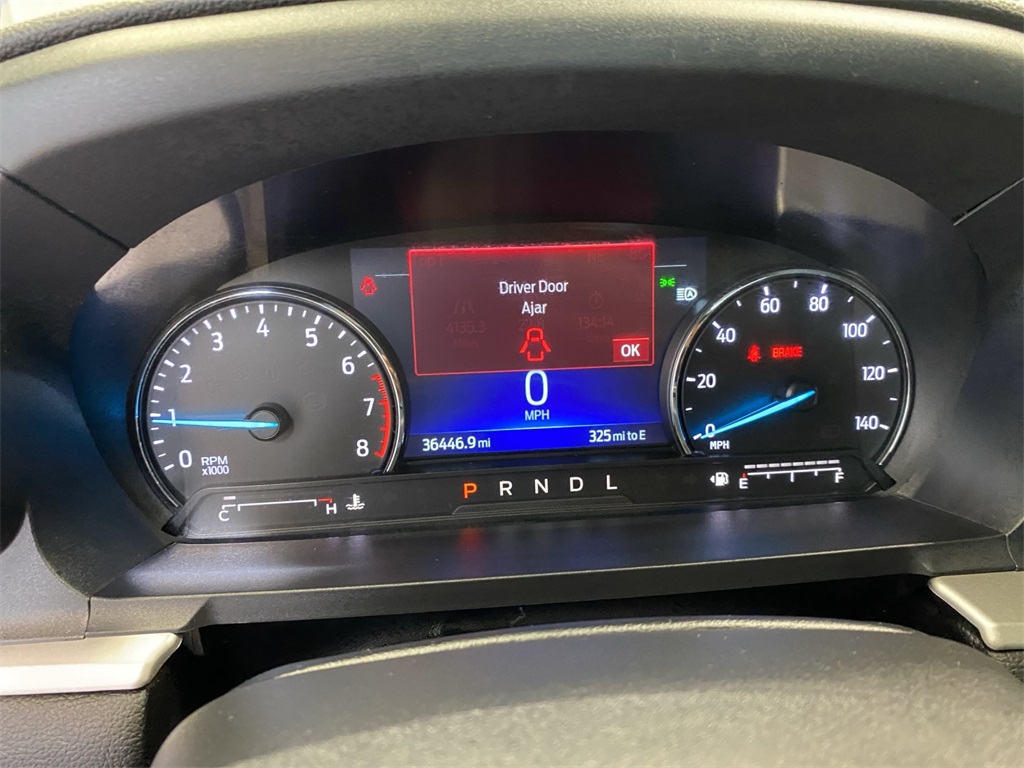 2022 Ford Explorer XLT photo 11