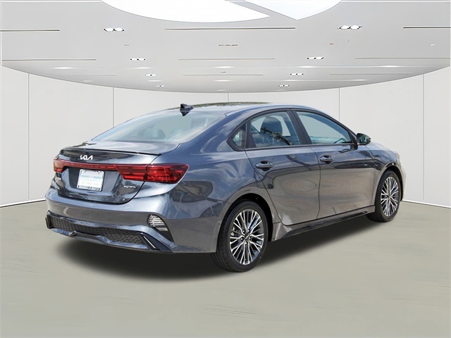 2024 Kia Forte GT-Line photo 3