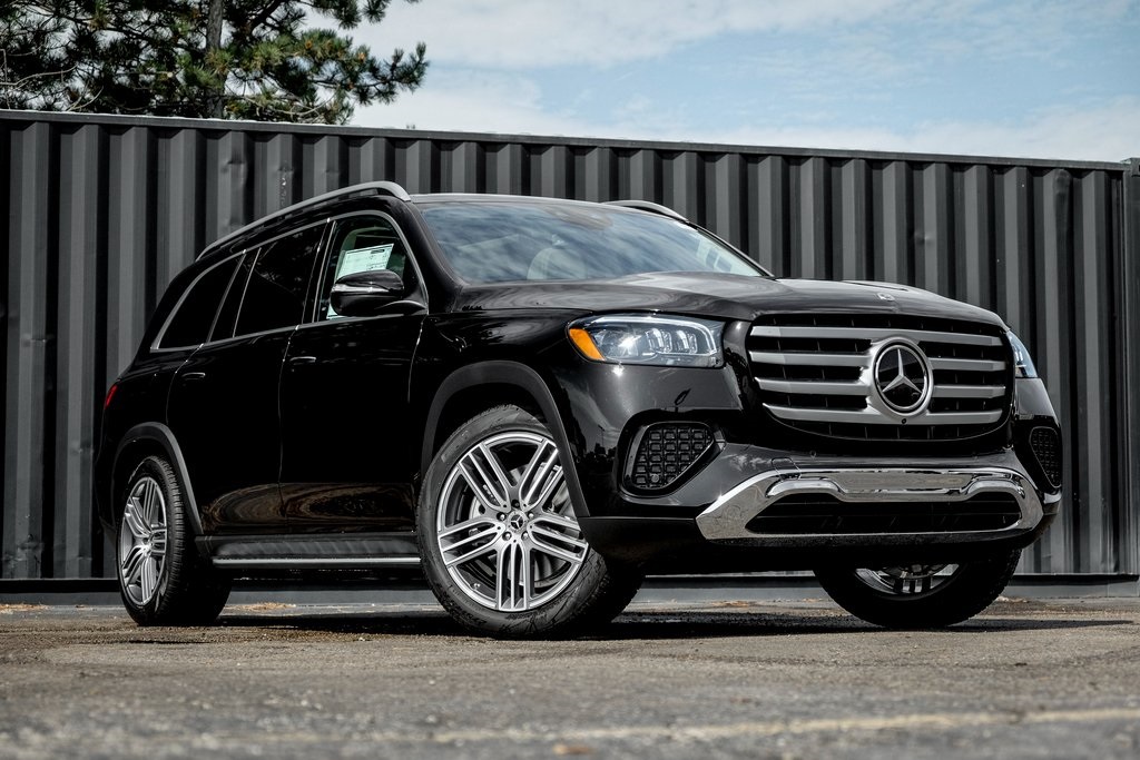 2026 Mercedes-Benz GLS Base's photo