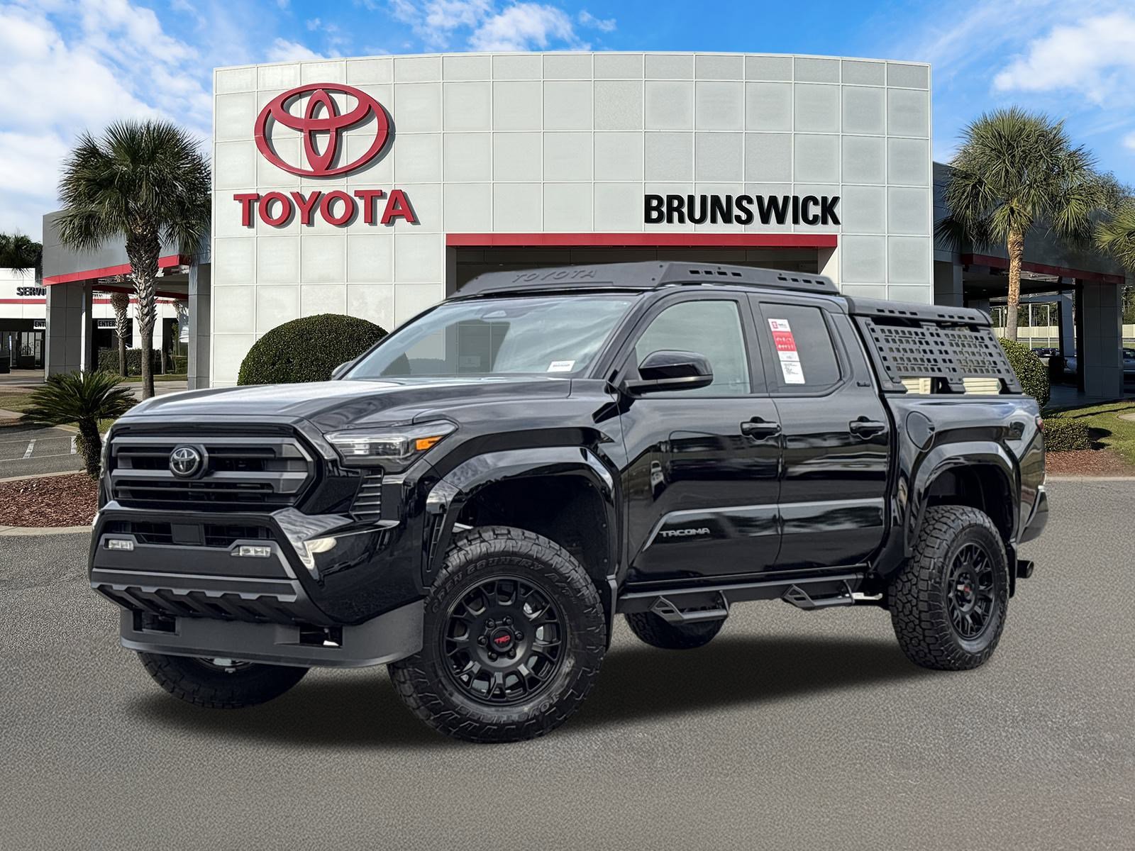 2025 Toyota Tacoma SR5's photo