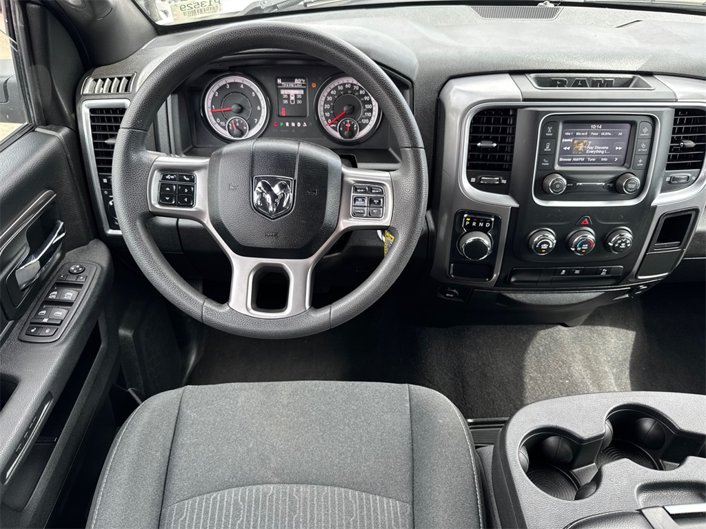 2024 Ram 1500 Classic Warlock photo 19