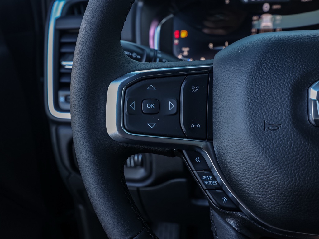 New 2026 Granite Crystal Metallic Clear-Coat Exterior Paint RAM Big Horn/Lone Star image 24