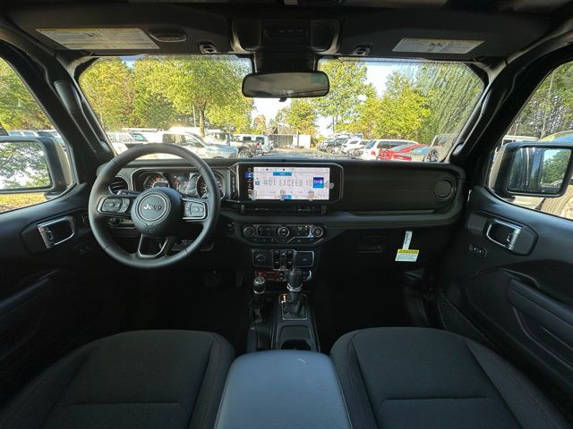 2025 Jeep Wrangler Rubicon photo 2