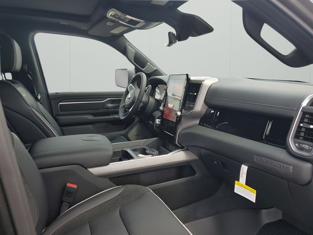 2026 Ram 1500 Laramie photo 12