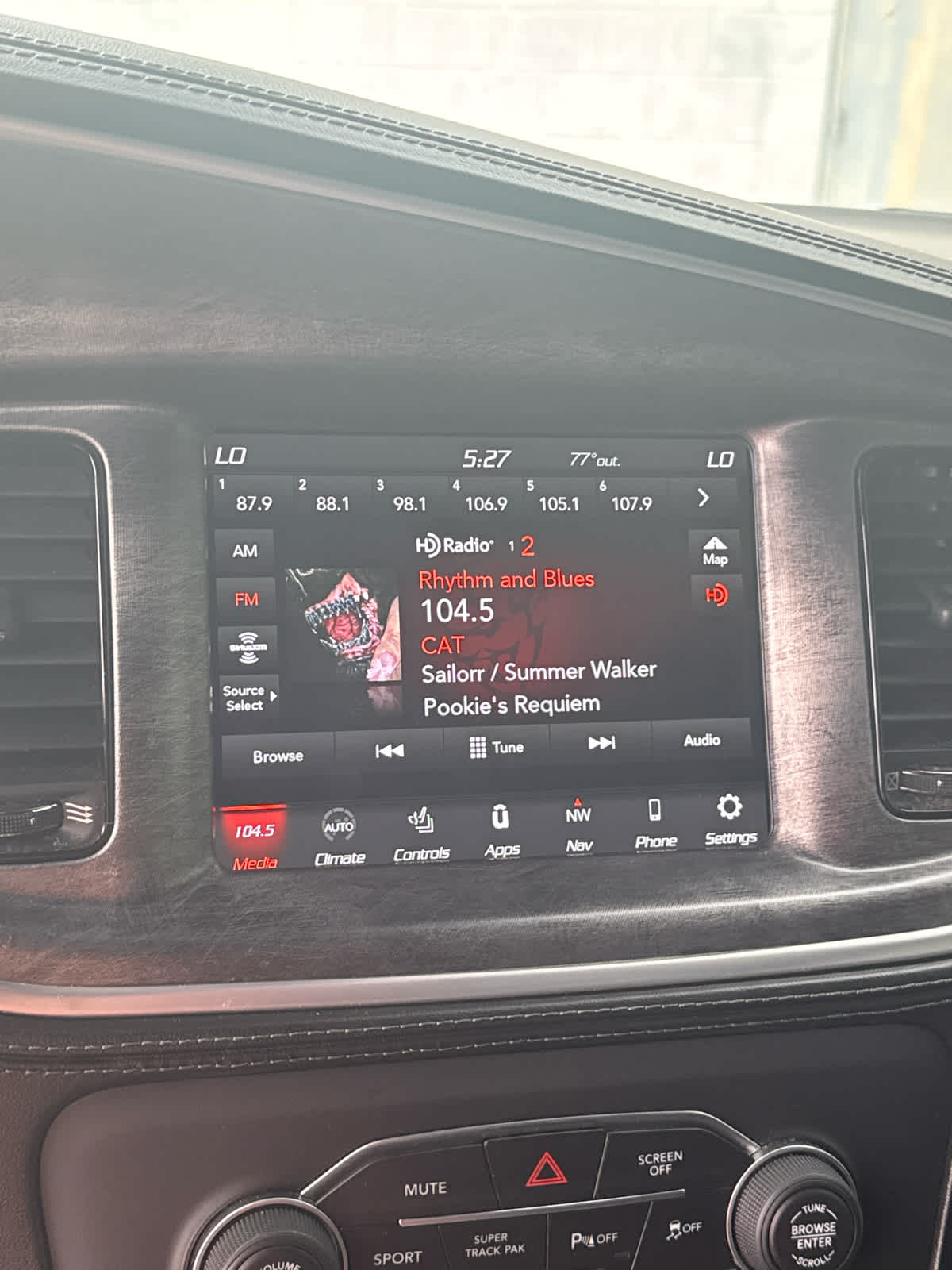 2021 Dodge Charger R/T photo 24