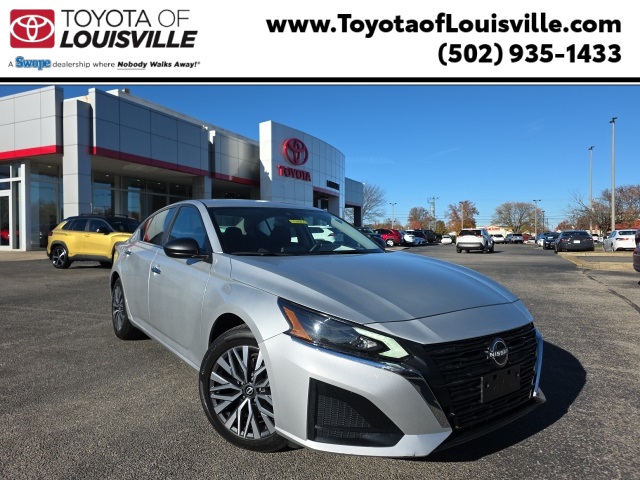 2024 Nissan Altima SV's photo