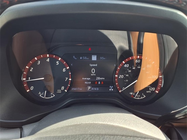 2023 Nissan Titan PRO-4X photo 11