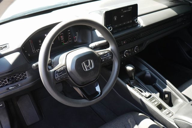 2023 Honda Accord LX photo 3
