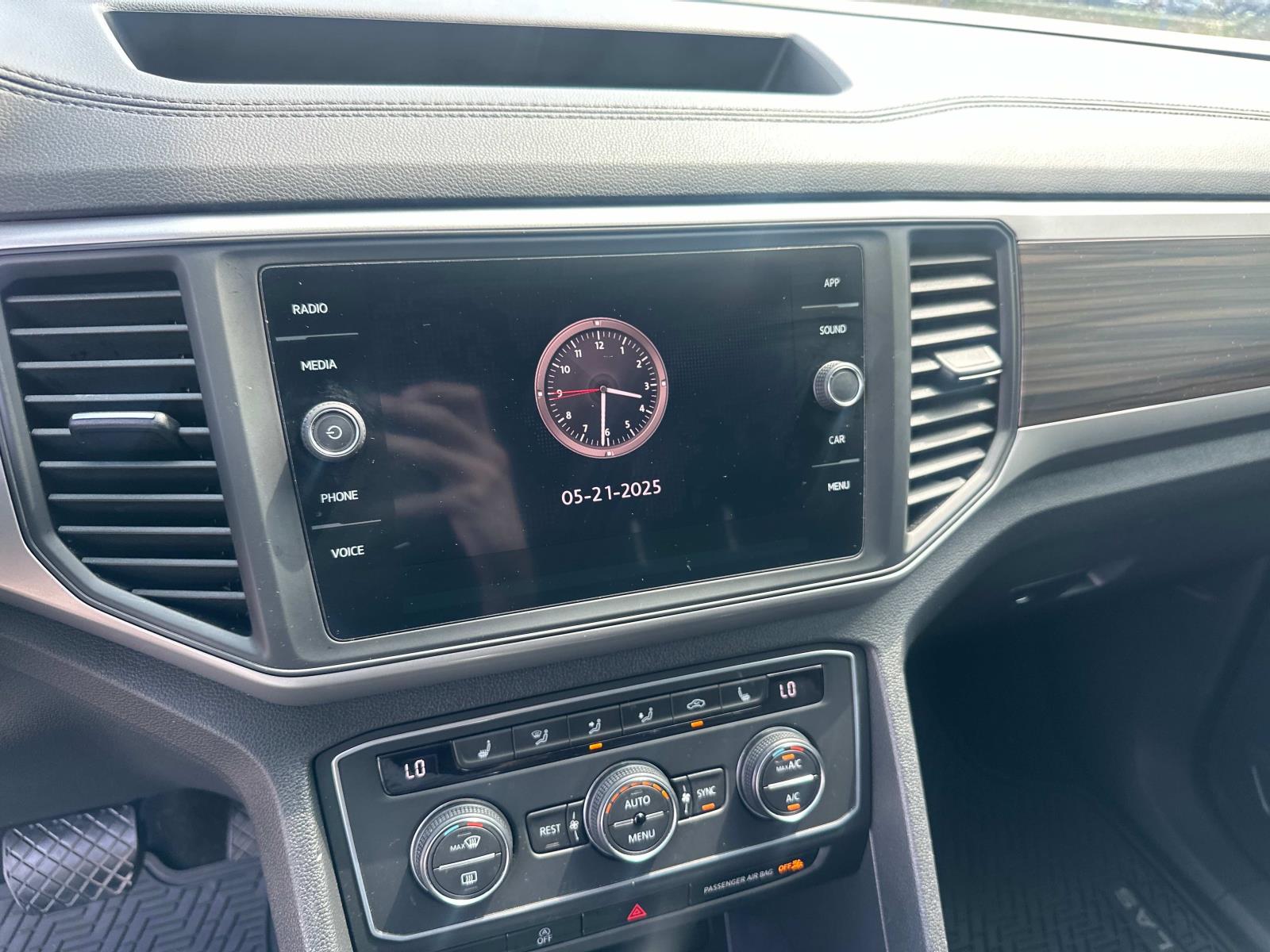 2021 Volkswagen Atlas SE photo 16