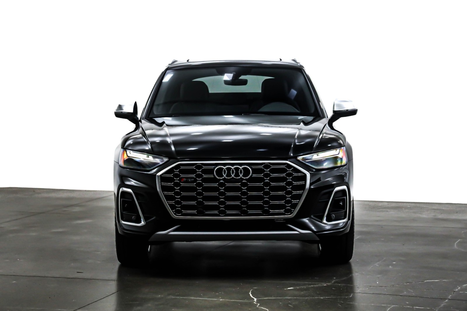 2025 Audi SQ5 Premium Plus photo 2