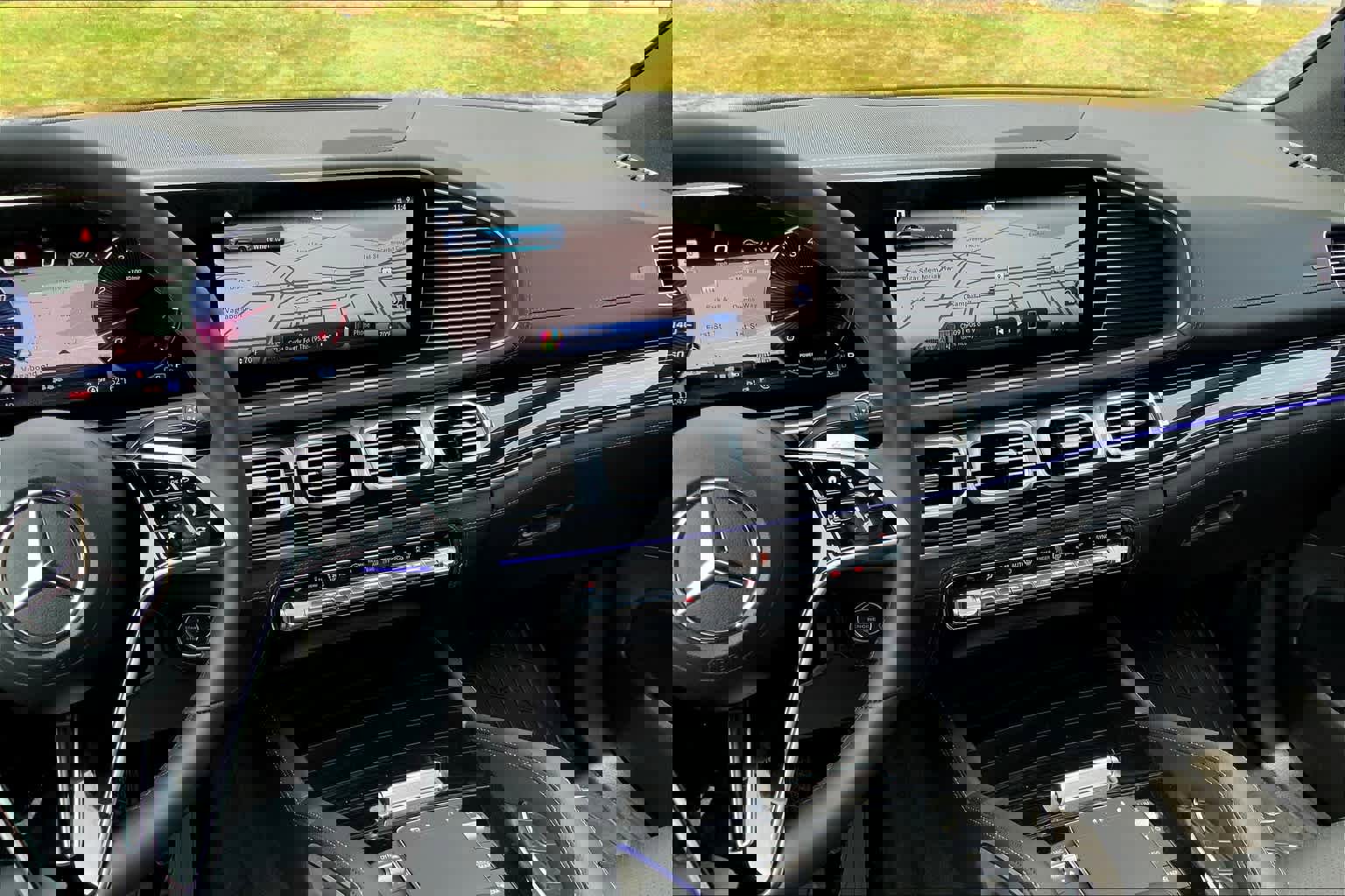 2025 Mercedes Benz GLE 350 4MATIC photo 6