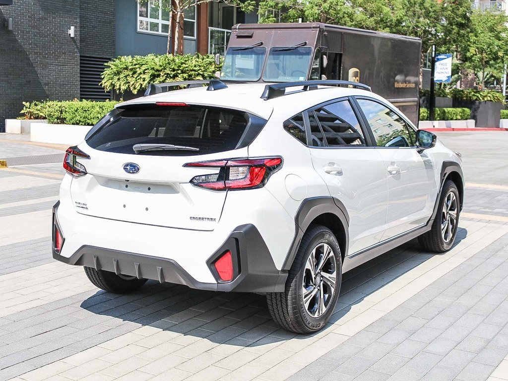 2025 Subaru Crosstrek Premium photo 8