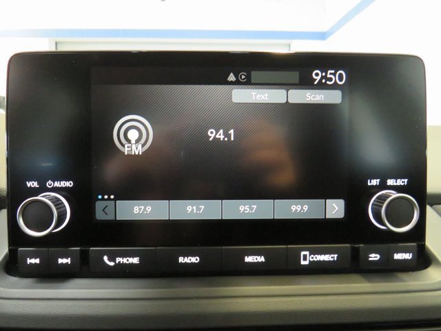 2025 Honda Accord LX photo 4