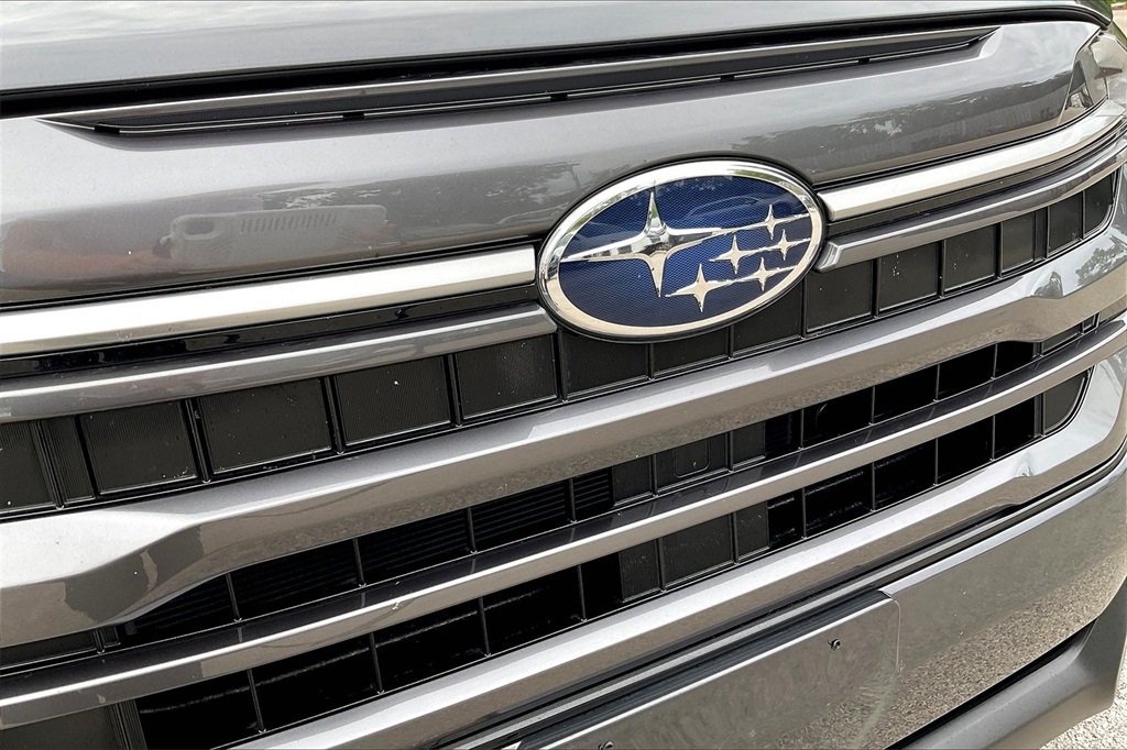 2025 Subaru Forester Premium photo 28