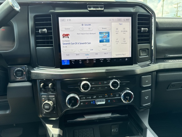2025 Ford F-350 photo 31