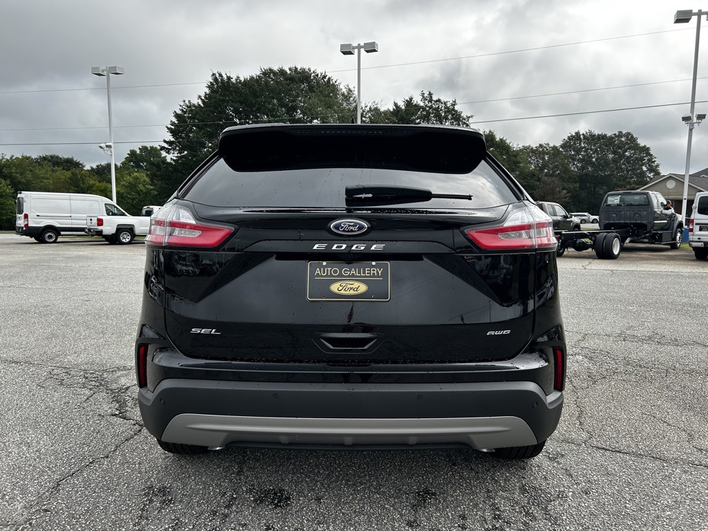 2024 Ford Edge SEL photo 6