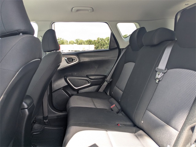 2024 Kia Soul LX photo 12