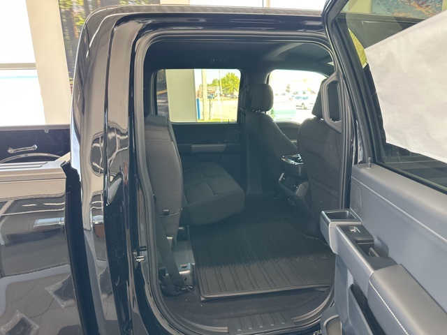 2025 Ford F-150 XLT photo 31