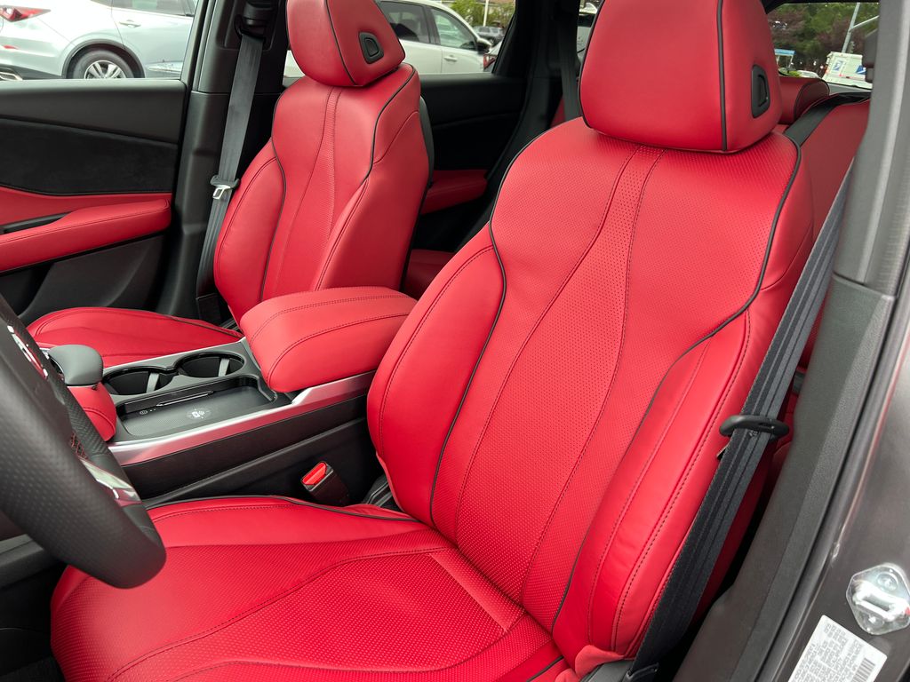 2025 Acura RDX A-Spec Advance photo 13