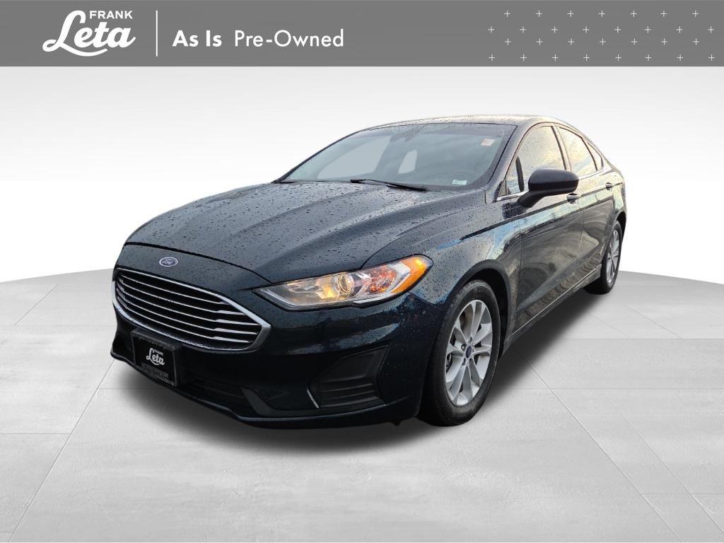 2020 Ford Fusion SE's photo