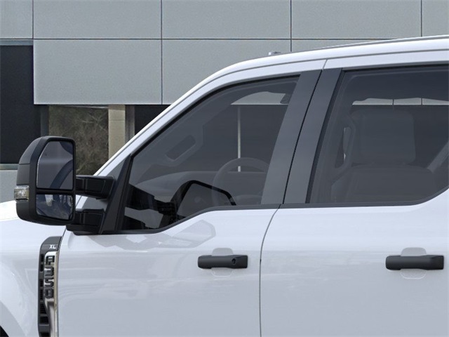 2025 Ford F-350 XL photo 17