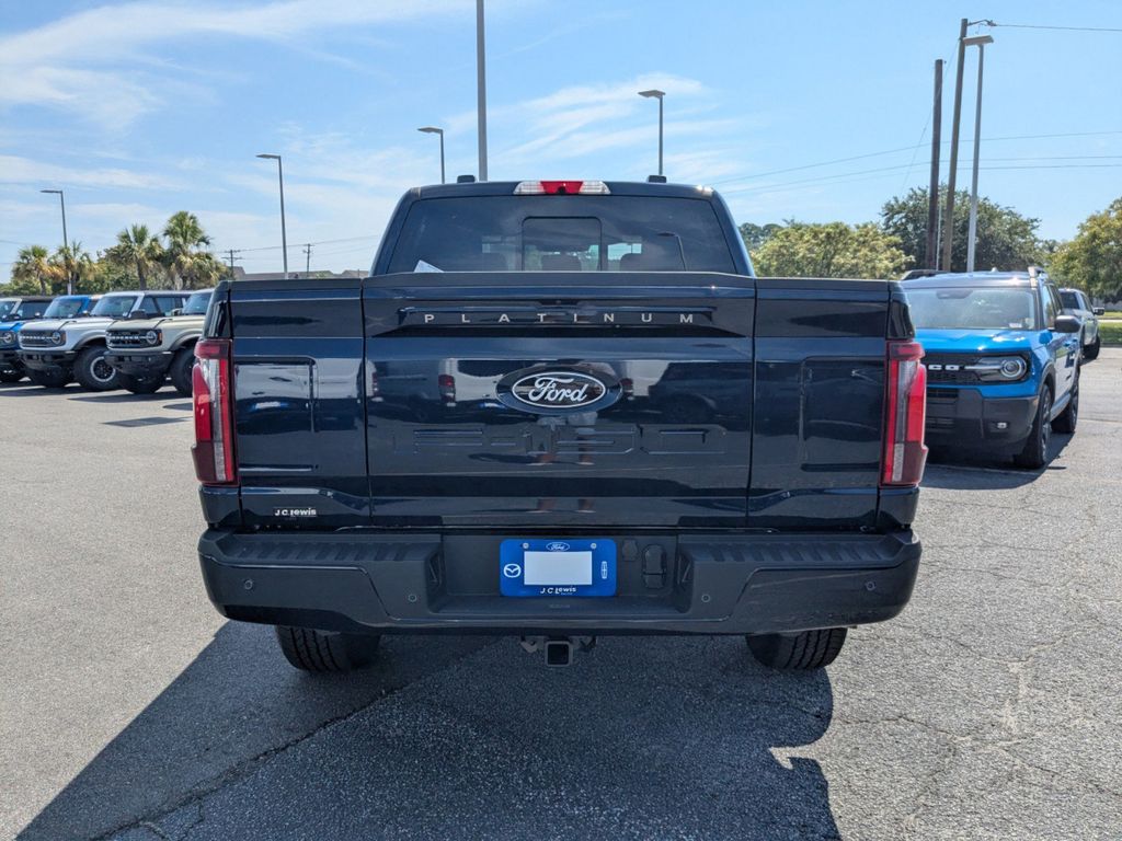 2025 Ford F-150 Platinum photo 4