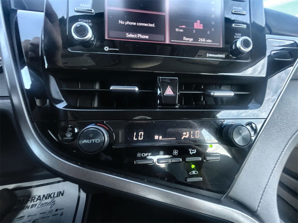 2023 Toyota Camry SE photo 23