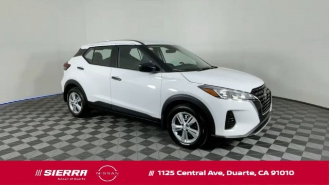 2025 Nissan Kicks S