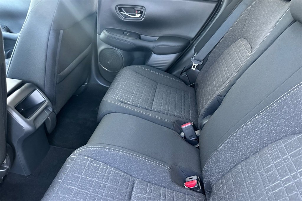 2026 Honda HR-V LX photo 13