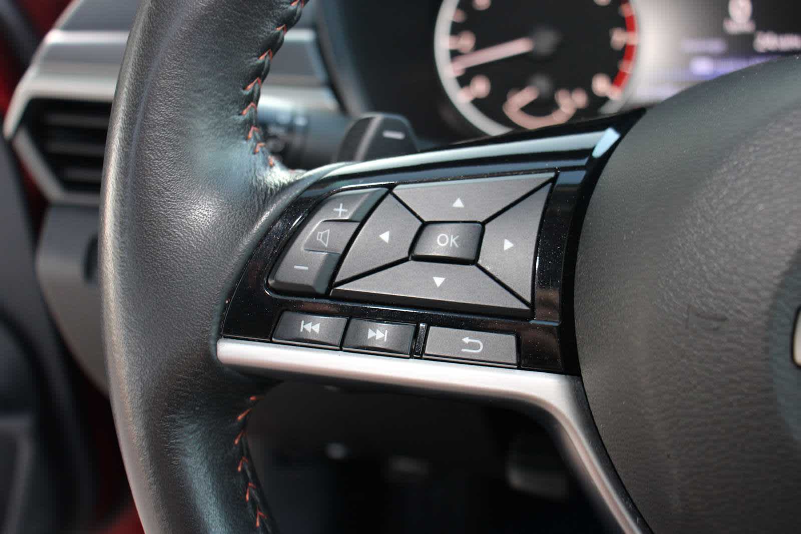 2024 Nissan Altima 2.5 SR photo 18
