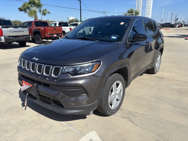 2024 Jeep Compass Sport photo 2