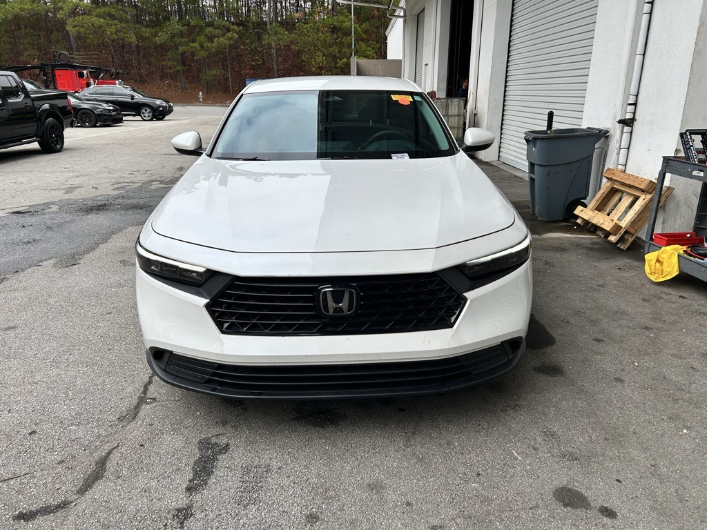 2023 Honda Accord LX photo 2