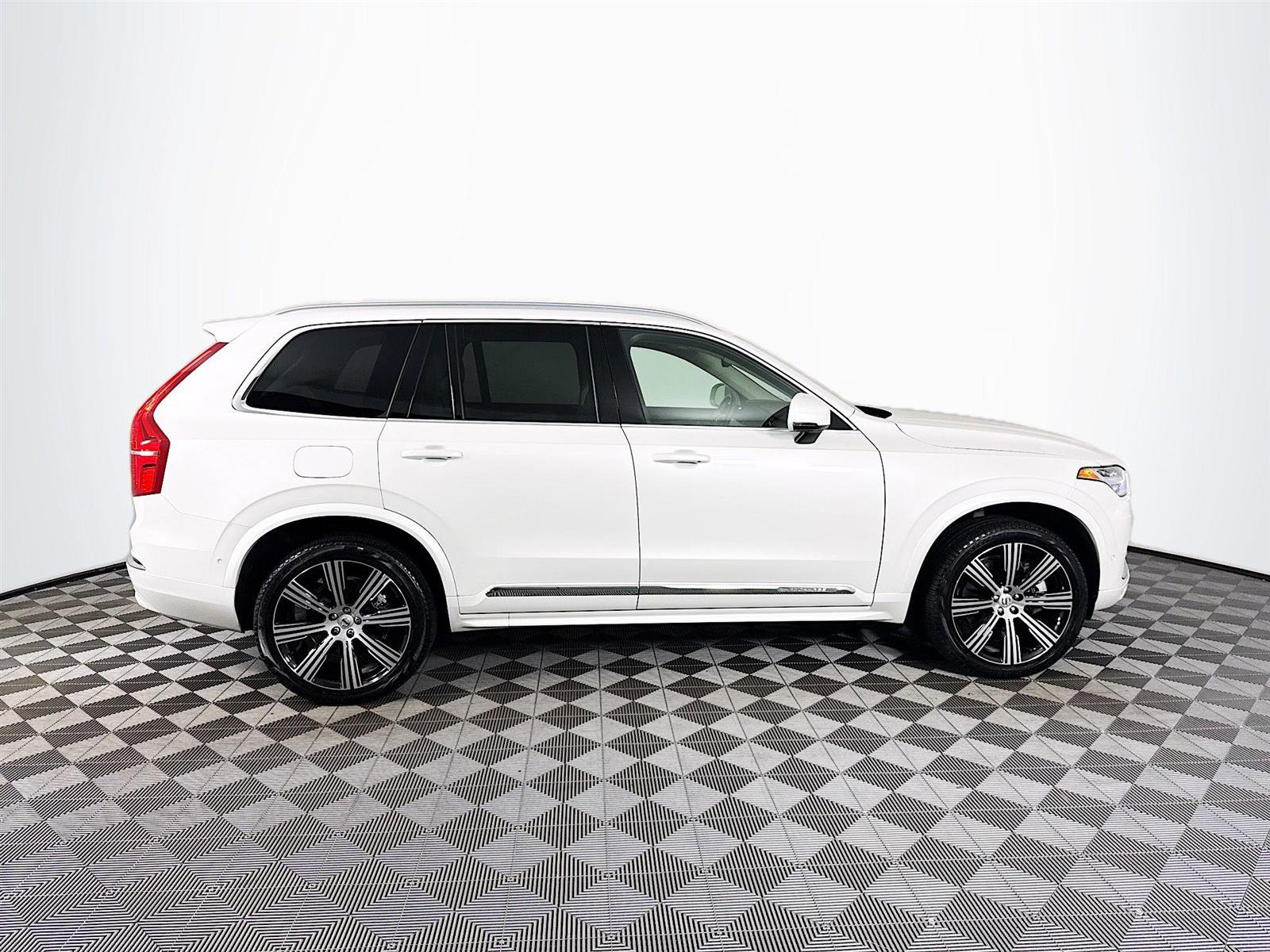 2023 Volvo XC90 Recharge Plus photo 4