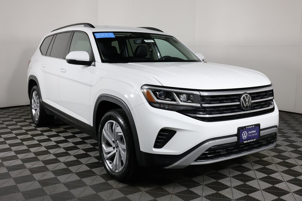 2023 Volkswagen Atlas SE w/Tech's photo