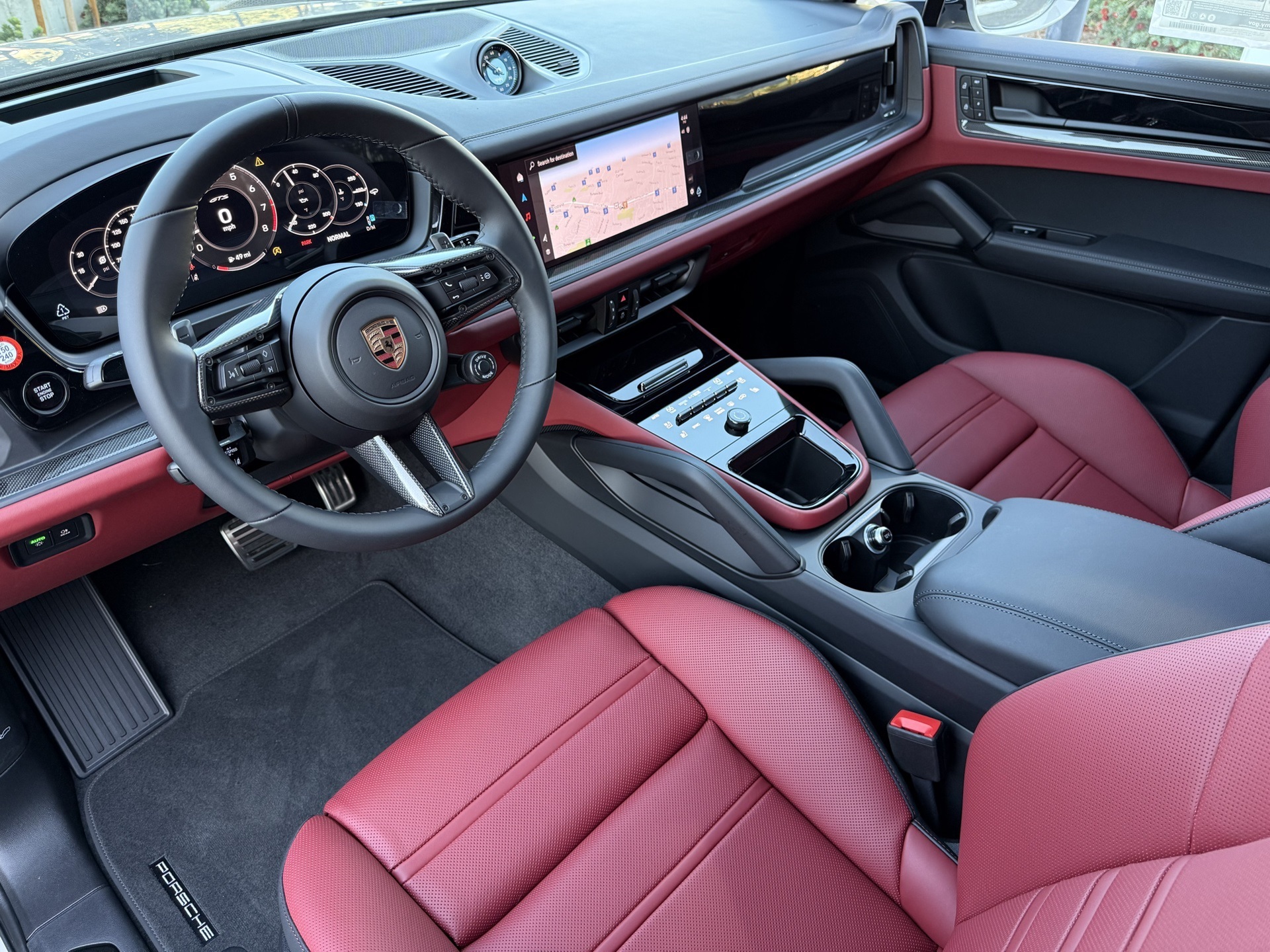 2026 Porsche Cayenne GTS Coupe photo 3