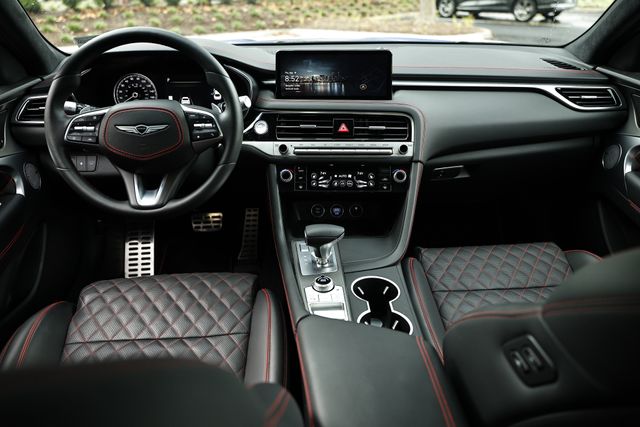 2025 Genesis G70 3.3T Sport Advanced photo 28