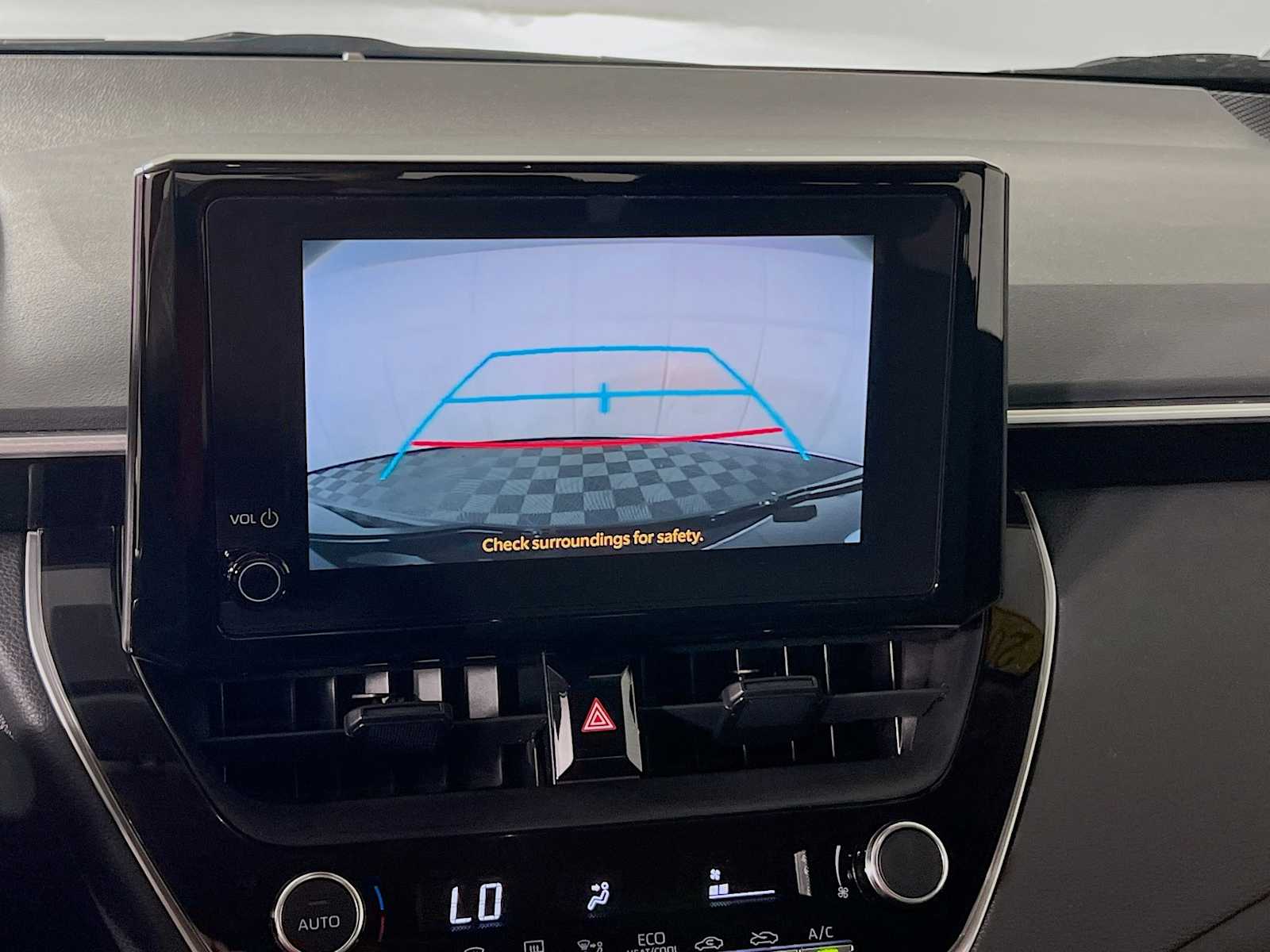 2024 Toyota Corolla LE photo 13