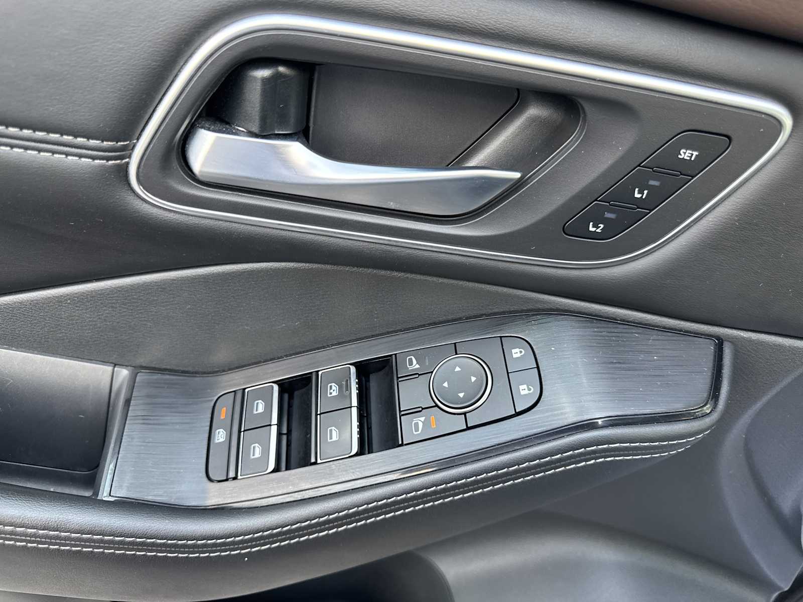 2021 Nissan Rogue SL photo 15