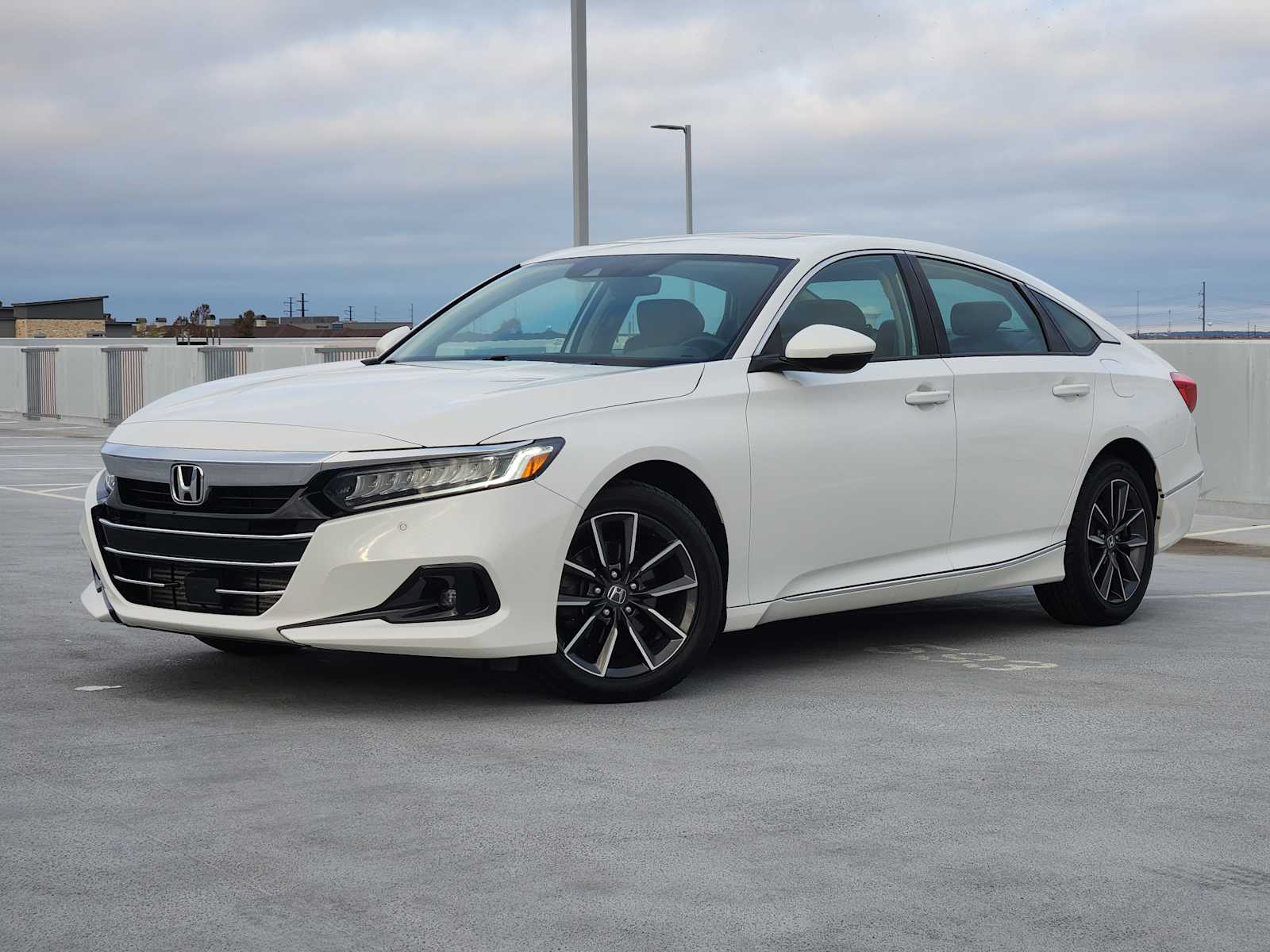 2021 Honda Accord EX-L's photo